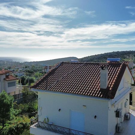 Beautiful Maisonette With A View To The Mountains And The Sea Ajía Marína Kültér fotó