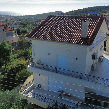 Beautiful Maisonette With A View To The Mountains And The Sea Ajía Marína Kültér fotó