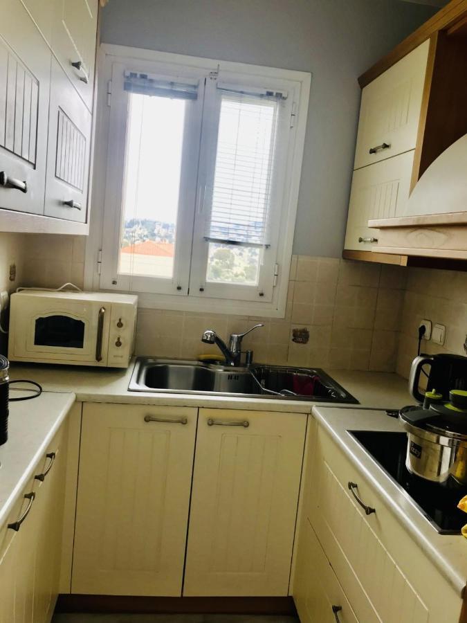 Beautiful Maisonette With A View To The Mountains And The Sea Ajía Marína Kültér fotó