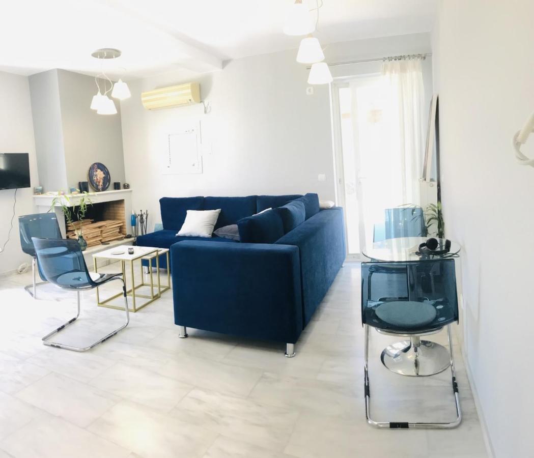 Beautiful Maisonette With A View To The Mountains And The Sea Ajía Marína Kültér fotó