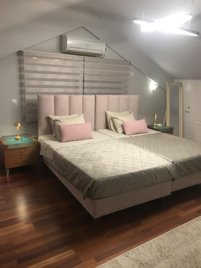 Beautiful Maisonette With A View To The Mountains And The Sea Ajía Marína Kültér fotó