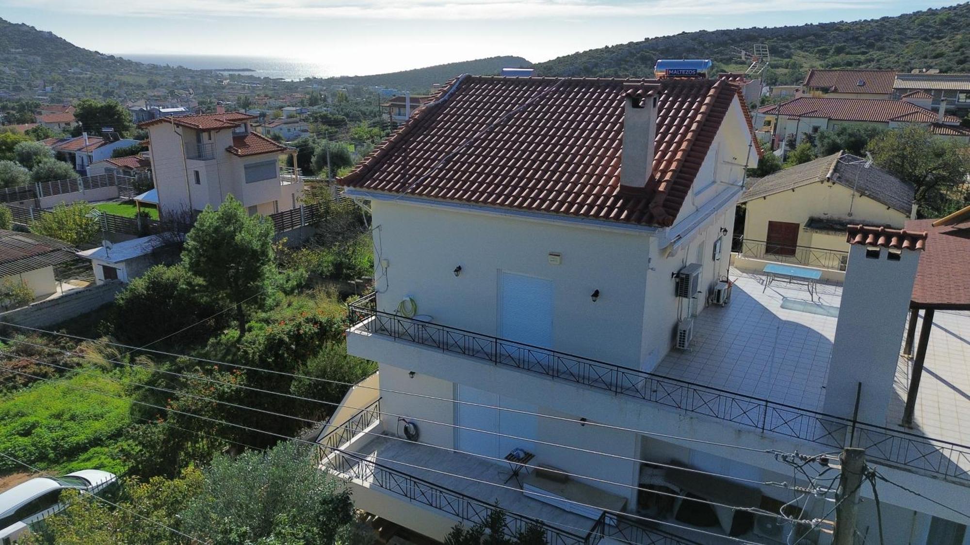 Beautiful Maisonette With A View To The Mountains And The Sea Ajía Marína Kültér fotó