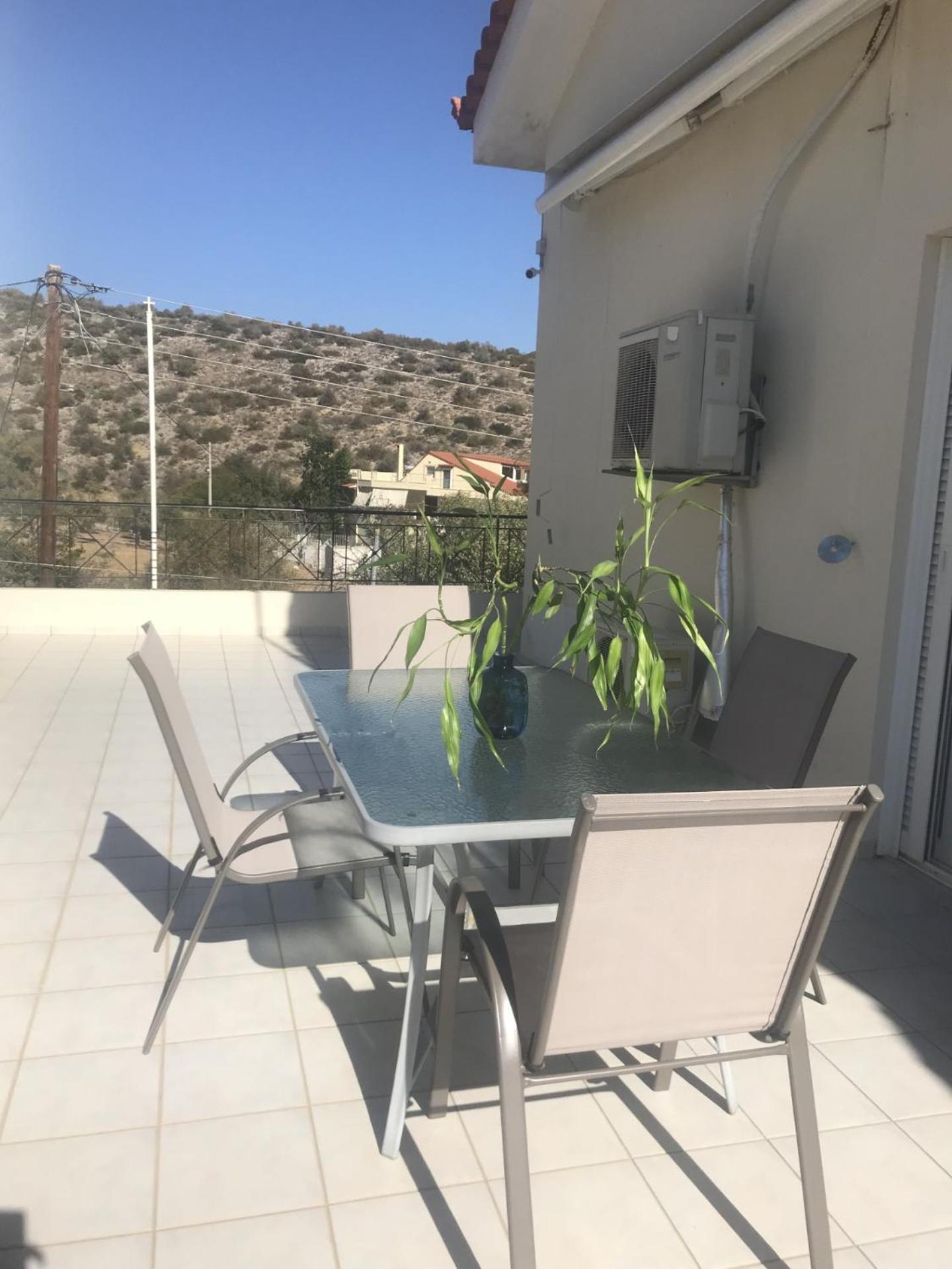 Beautiful Maisonette With A View To The Mountains And The Sea Ajía Marína Kültér fotó